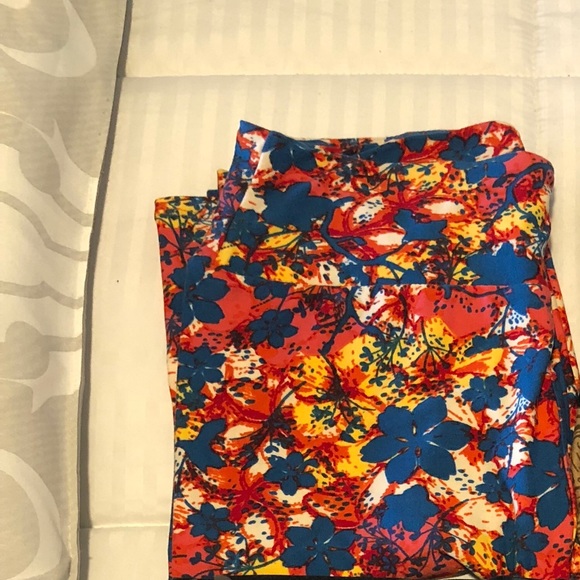 Lularoe leggings os - Picture 1 of 1